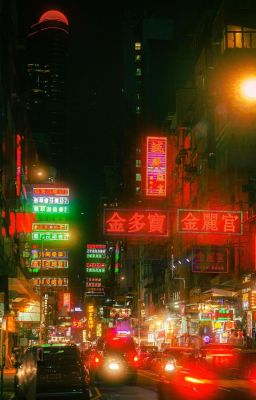Bát phương lai tài