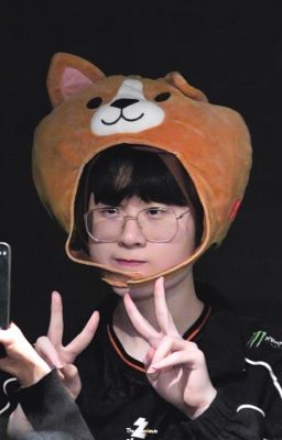 Bot 9 này lạ lắm