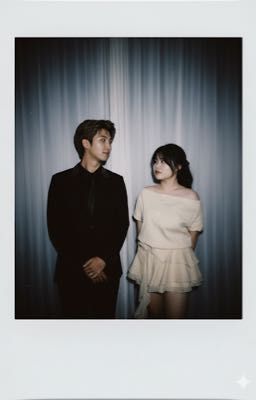 Bức ảnh Polaroid và Giai điệu Nhạc phai mờ
