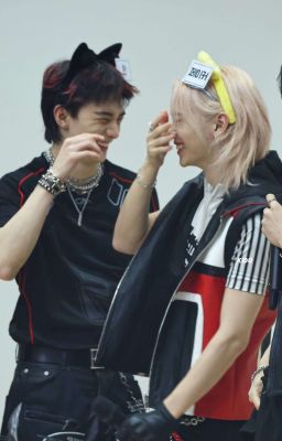 Đôi mắt || HyunLix 