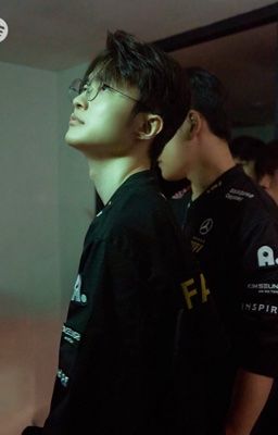 fakenut, nhà bên có một bí mật.