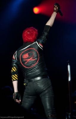 Gerard's Buttox( ͡° ͜ʖ ͡°)