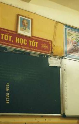 Hành lang đầy nắng