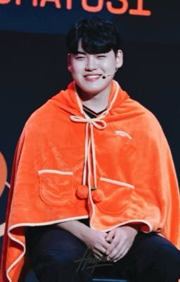 hậu thuẫn cho em