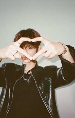 Hold Me Tight || Geonxin