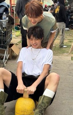 keonhyeon; lúm ơi khi nào thì lúm thít kẹo