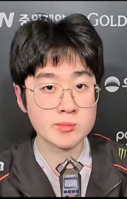 On2eus • 1 short • sự đáng eo của Choi Wooje
