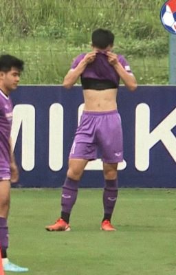 thanh bình 's  waist