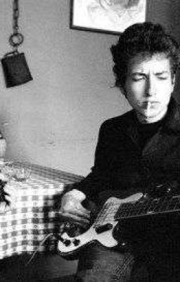 tôi làm ở khách sạn này được một tháng, và tôi nghĩ đã đến lúc nghỉ việc rồi