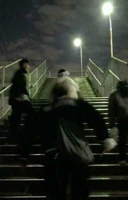 Trôi Trong Vực Sáng