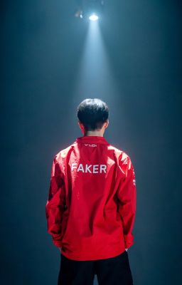 ┇𝙁𝙖𝙠𝙚𝙧┇Anh là huyền thoại, còn em chỉ là một người hâm mộ bình thường